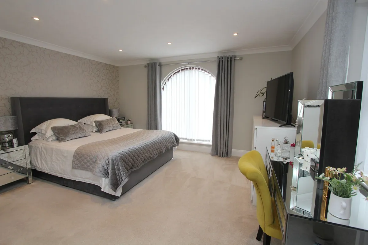 Lower Farm Court, Rhoose CF62