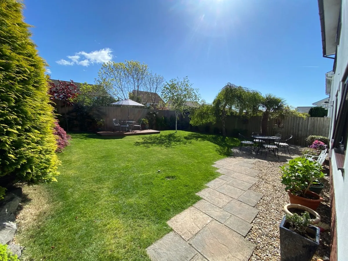 Lower Farm Court, Rhoose CF62