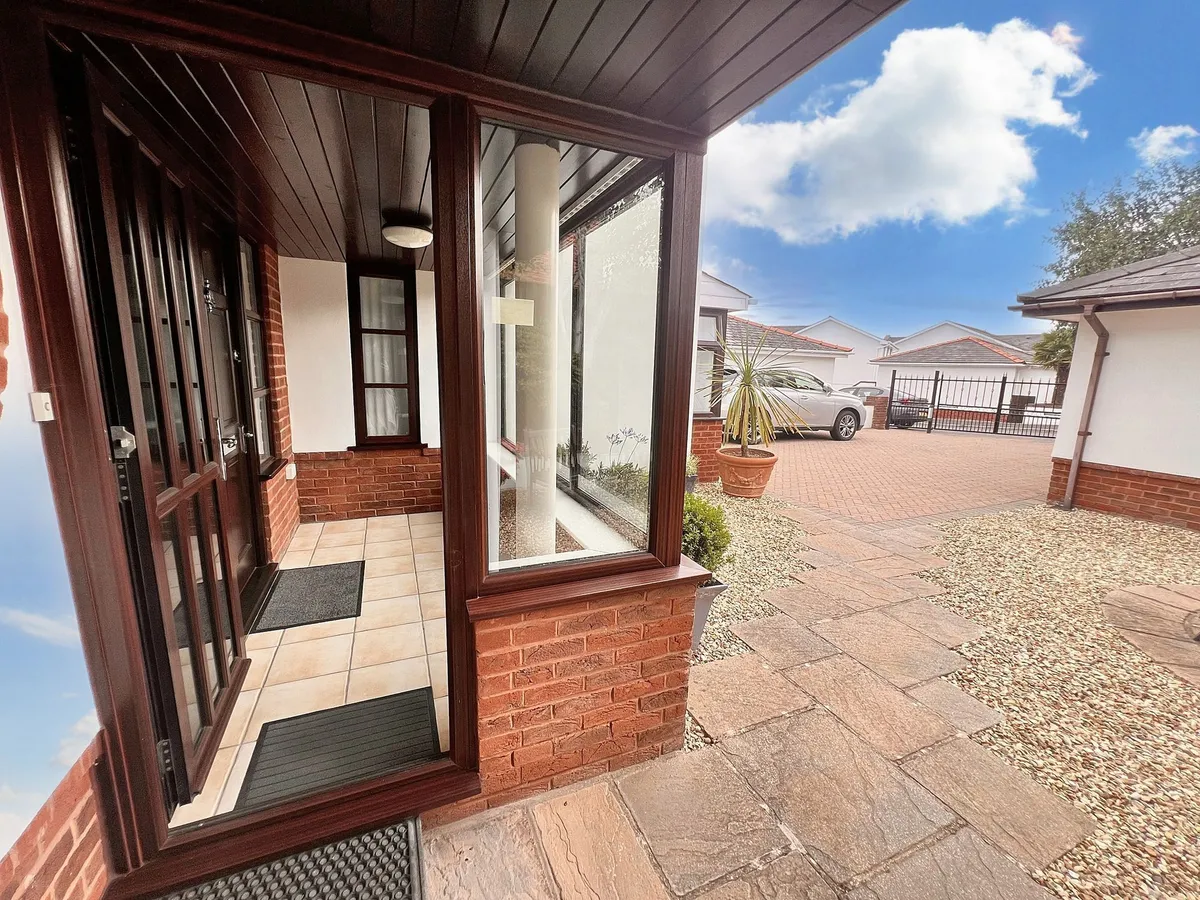 Lower Farm Court, Rhoose CF62