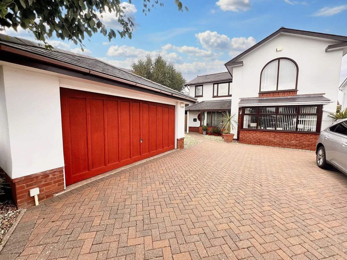 Lower Farm Court, Rhoose CF62