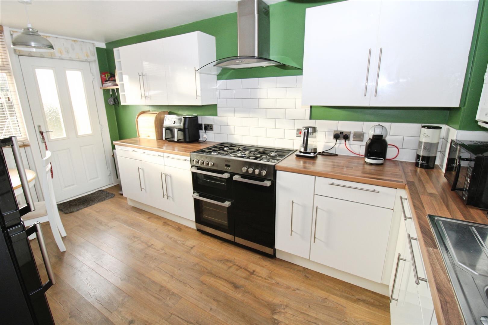 Stroud Crescent East, Bransholme, Hull Image 7