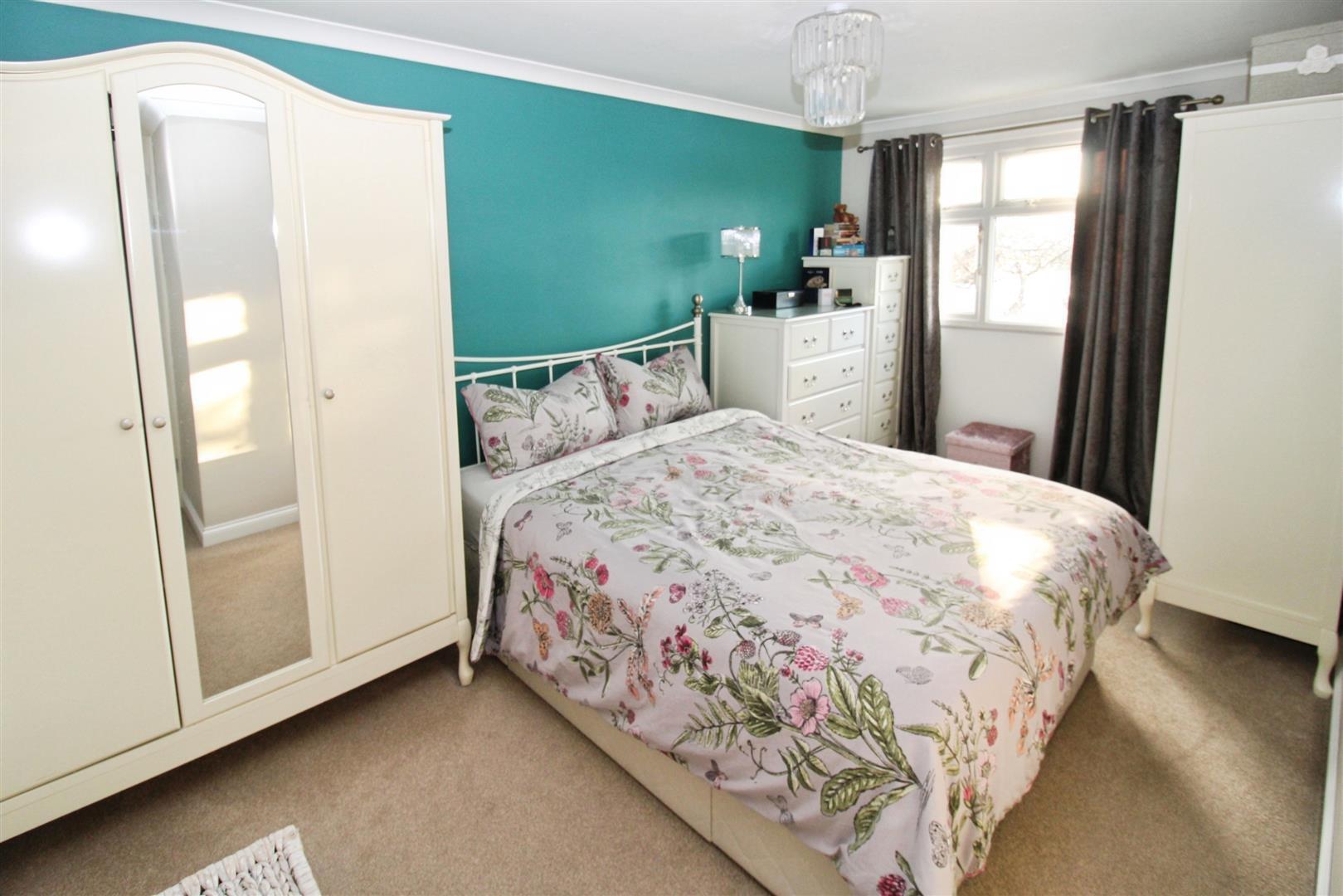 Stroud Crescent East, Bransholme, Hull Image 12