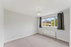 Rougemont Avenue, MORDEN