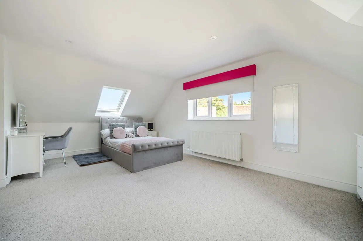 Northdown Road, Gerrards Cross, SL9 photo 6