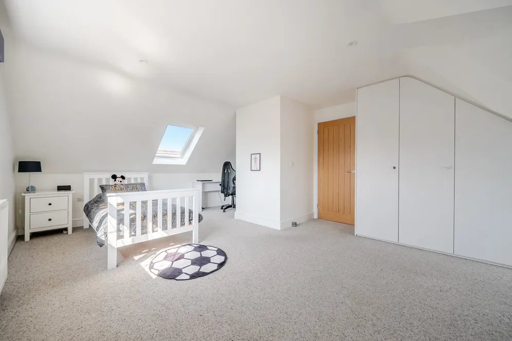 Northdown Road, Gerrards Cross, SL9 photo 7
