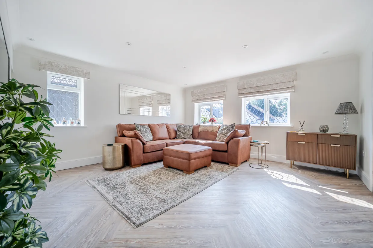 Northdown Road, Gerrards Cross, SL9 photo 8