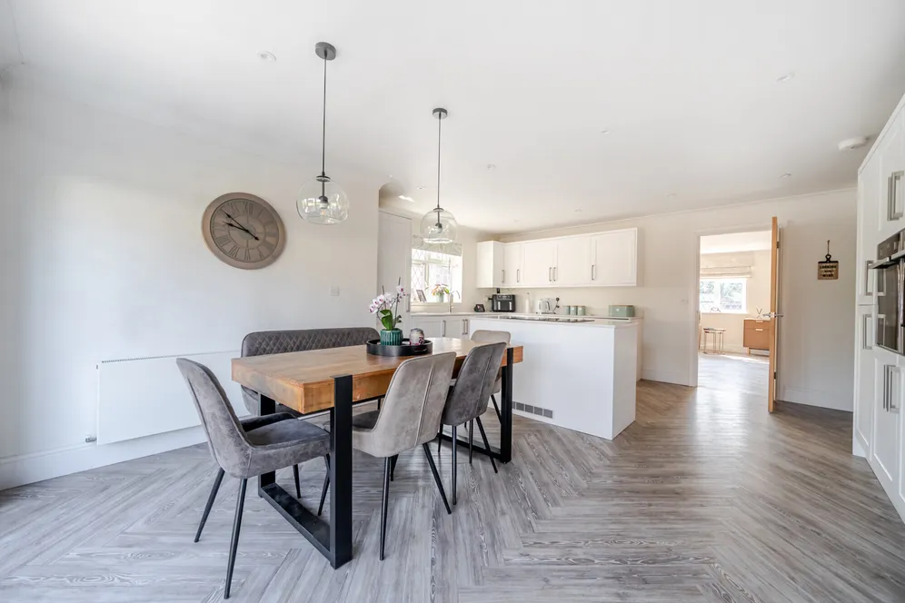 Northdown Road, Gerrards Cross, SL9 photo 10