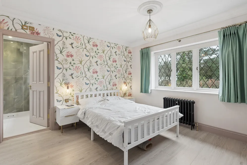 Howards Thicket, Gerrards Cross, SL9 photo 8