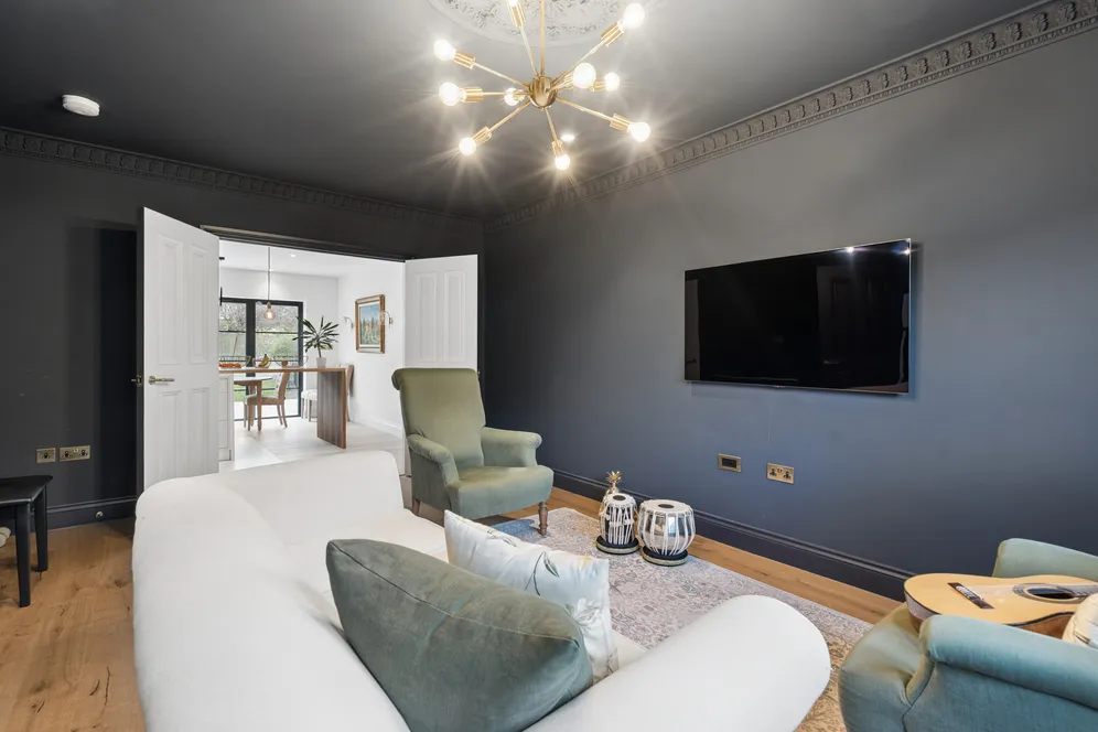 Howards Thicket, Gerrards Cross, SL9 photo 12