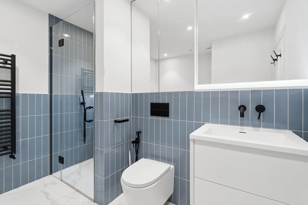 Howards Thicket, Gerrards Cross, SL9 photo 16
