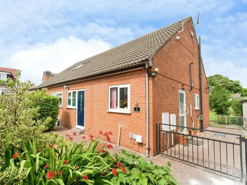 Woodend, Allerton Bywater, CASTLEFORDphoto