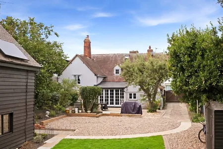 High Street, Bures, CO8