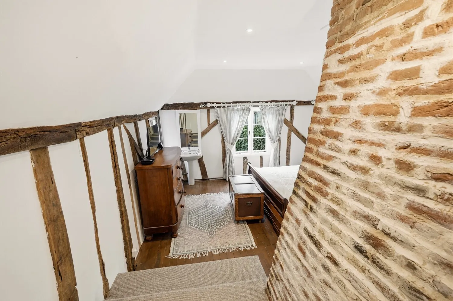 High Street, Bures, CO8 photo 15