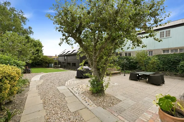High Street, Bures, CO8 photo 35