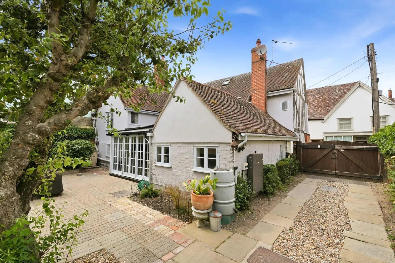 High Street, Bures, CO8 photo 36