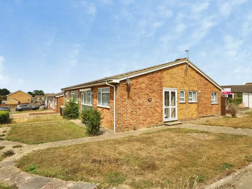 Oldfield Crescent, Hailshamphoto