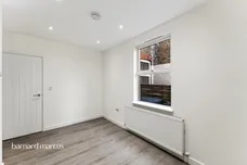 Leverson Street, LONDON
