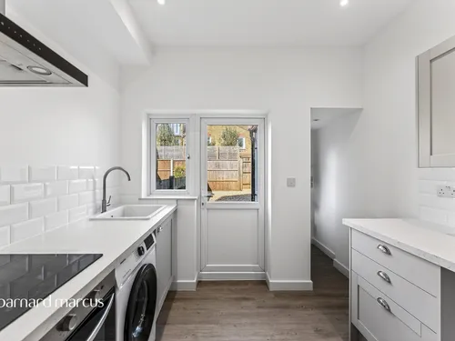 Leverson Street, LONDONphoto