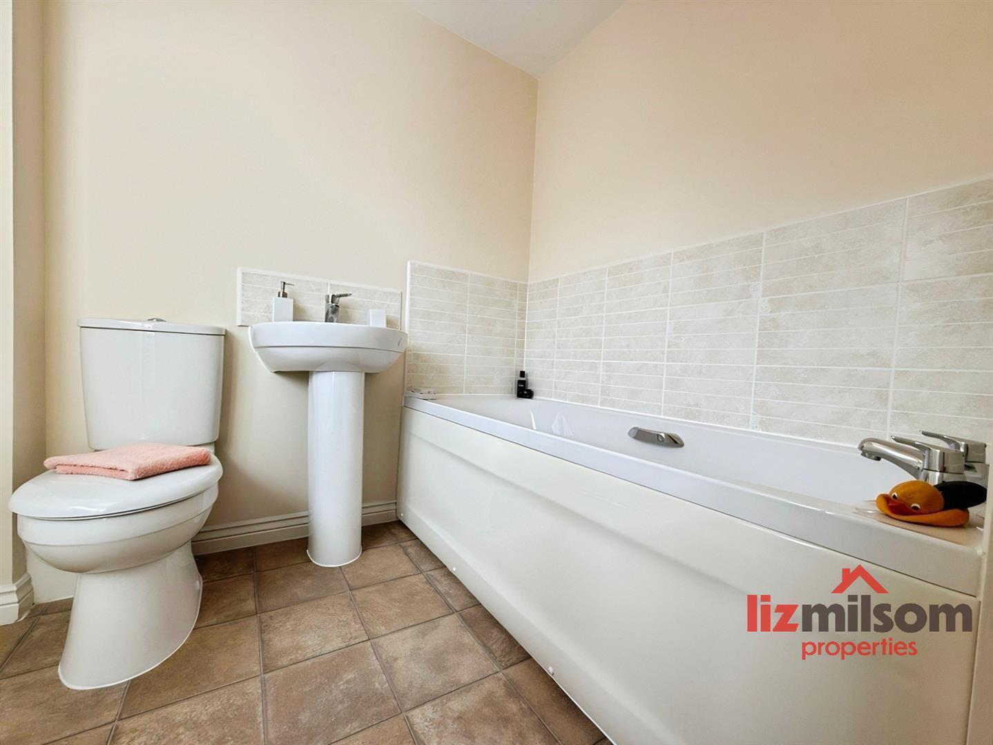 Brunel Way, Church Gresley, DE11 9TG Image 19