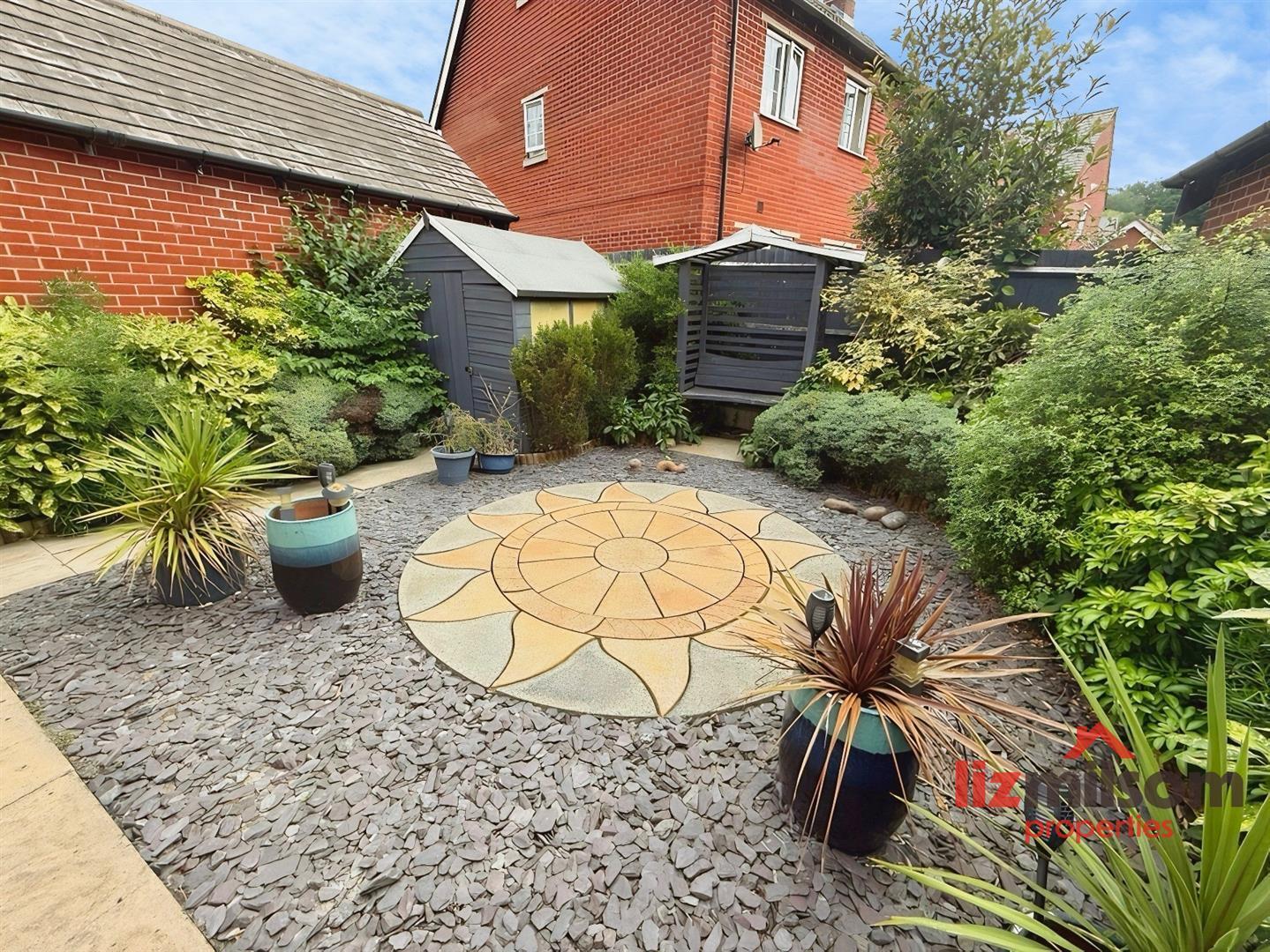 Brunel Way, Church Gresley, DE11 9TG Image 23