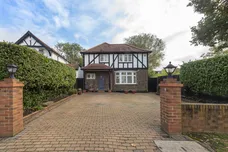 Bellfield Avenue Harrow HA3 photo 1