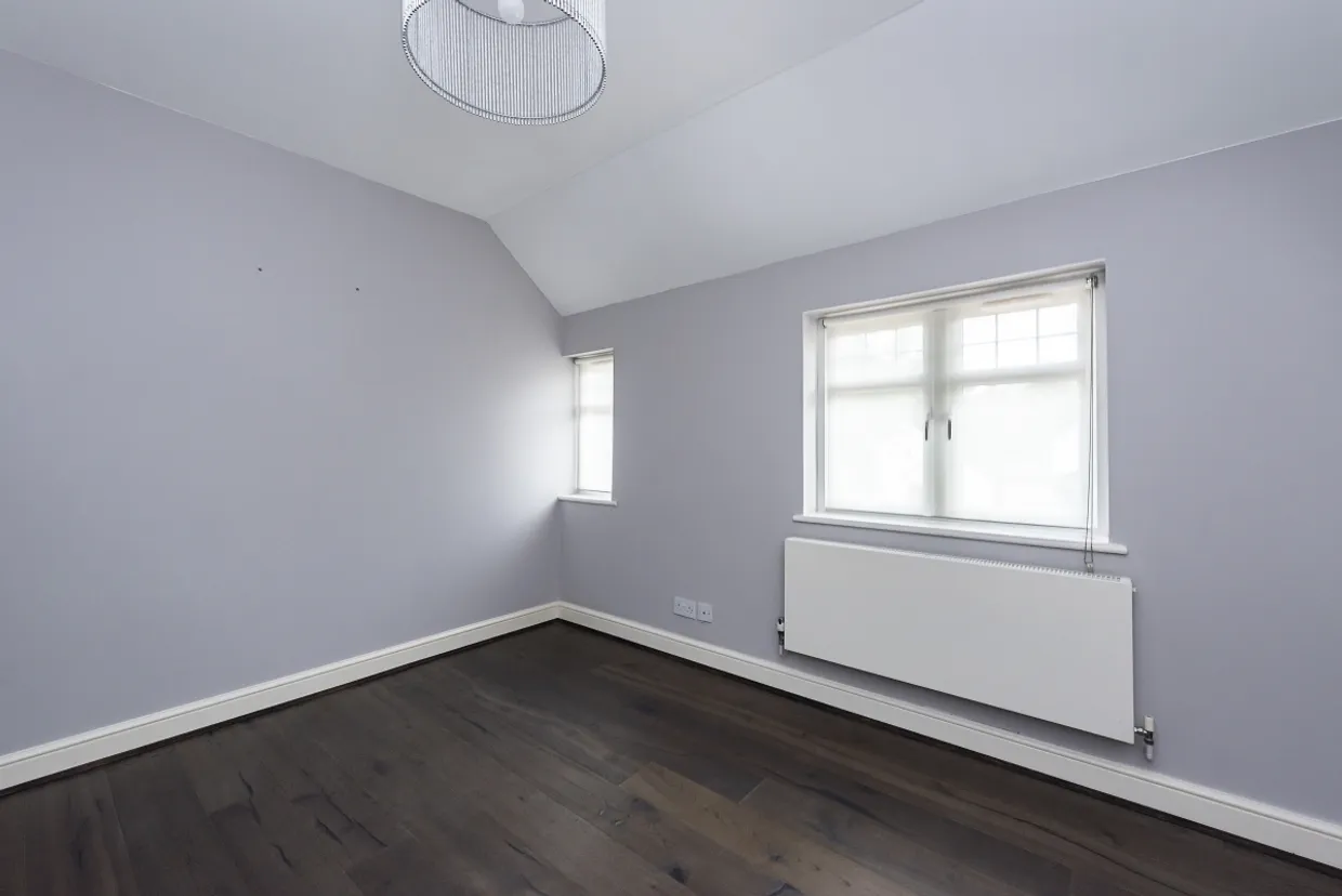 Bellfield Avenue Harrow HA3 photo 7