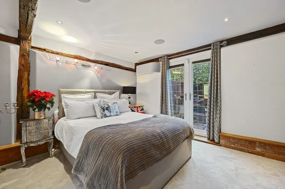 Chandlers Lane Rickmansworth WD3 photo 11