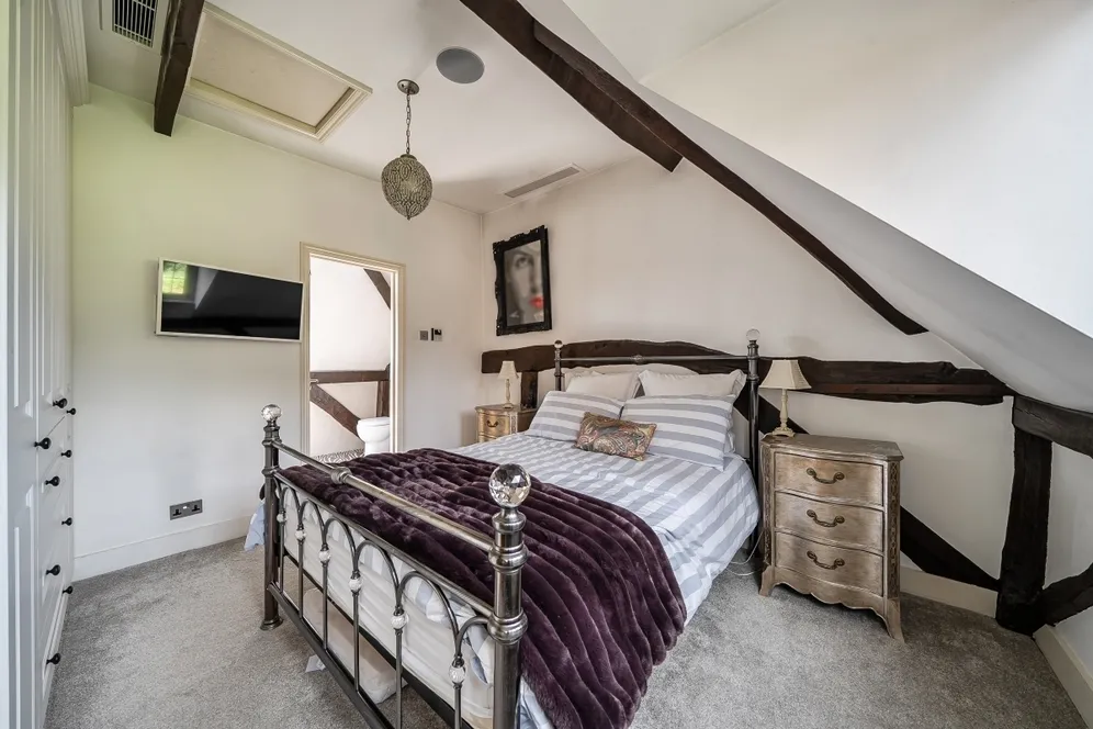 Chandlers Lane Rickmansworth WD3 photo 16