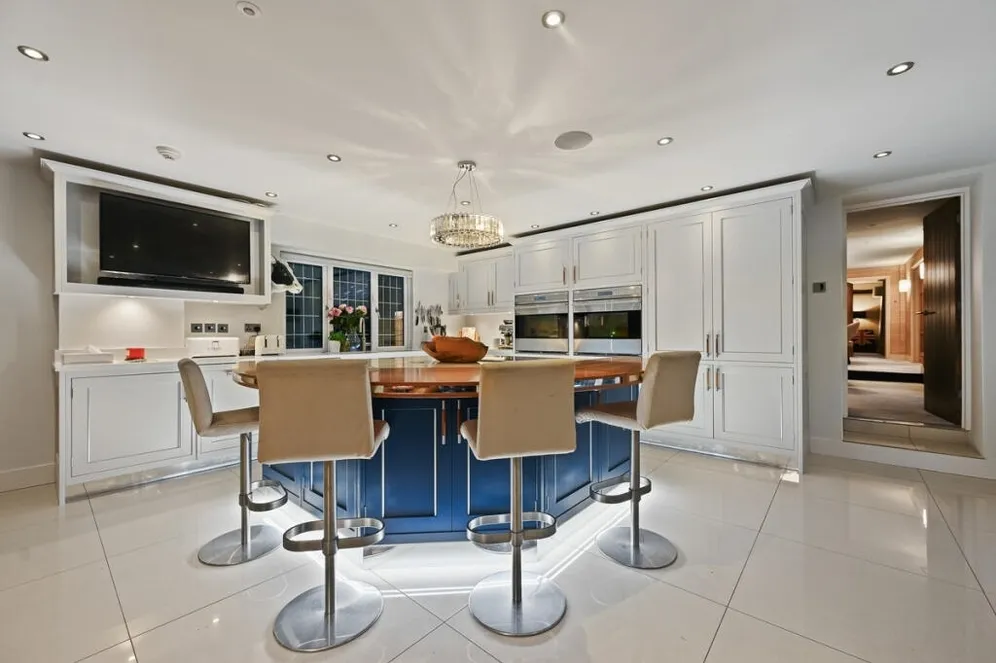 Chandlers Lane Rickmansworth WD3 photo 17