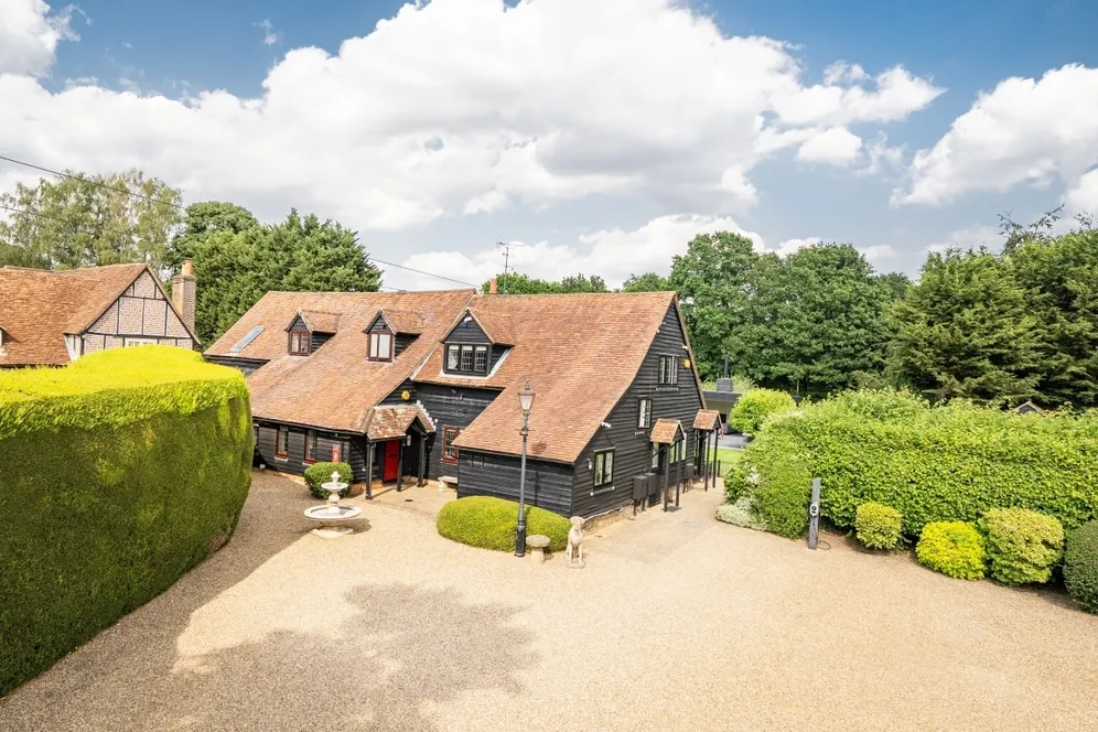 Chandlers Lane Rickmansworth WD3 photo 22
