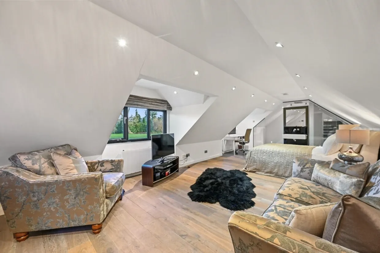 Chandlers Lane Rickmansworth WD3 photo 23