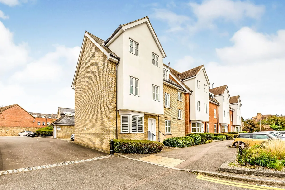 Yorkes Mews, Priory Street, Ware