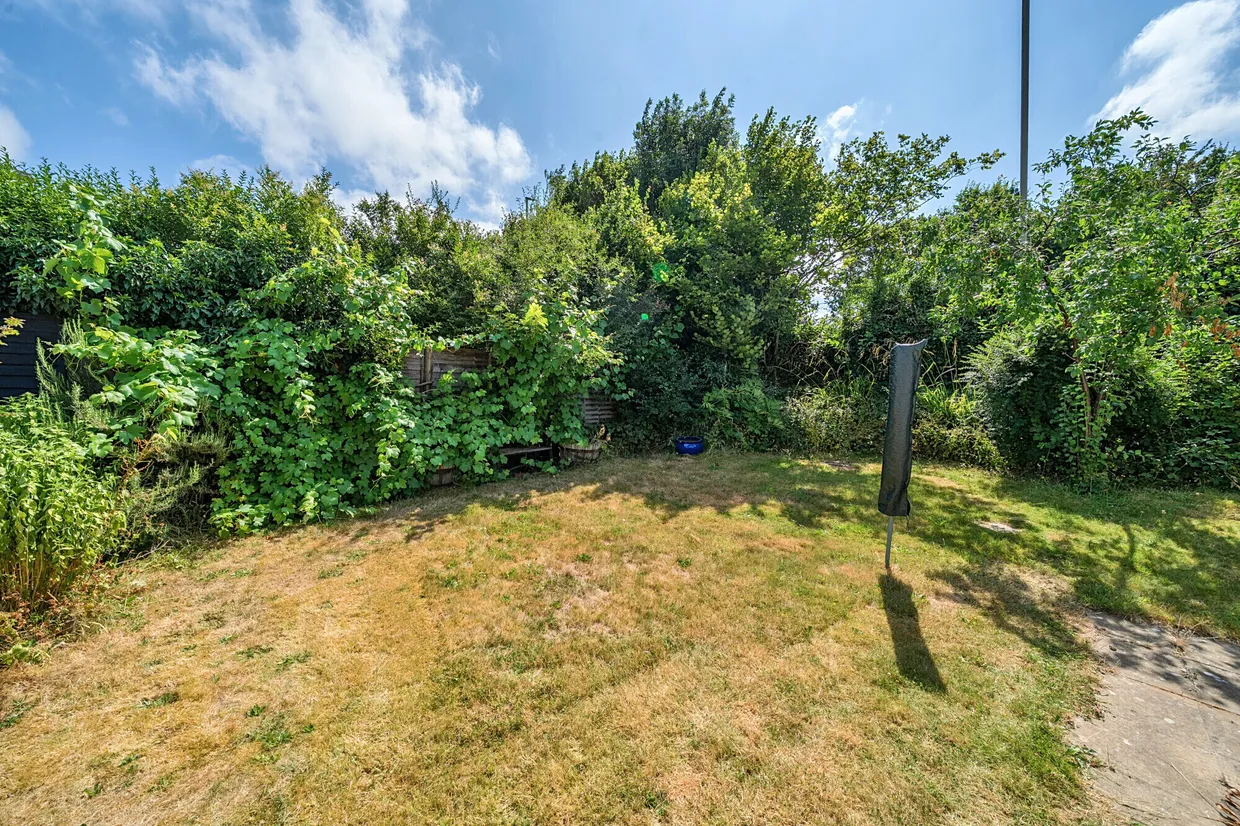 Lymington Bottom Road, Four Marks, GU34 photo 2