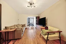 Craigton Crescent, Alva