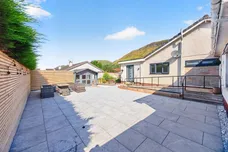 Craigton Crescent, Alva