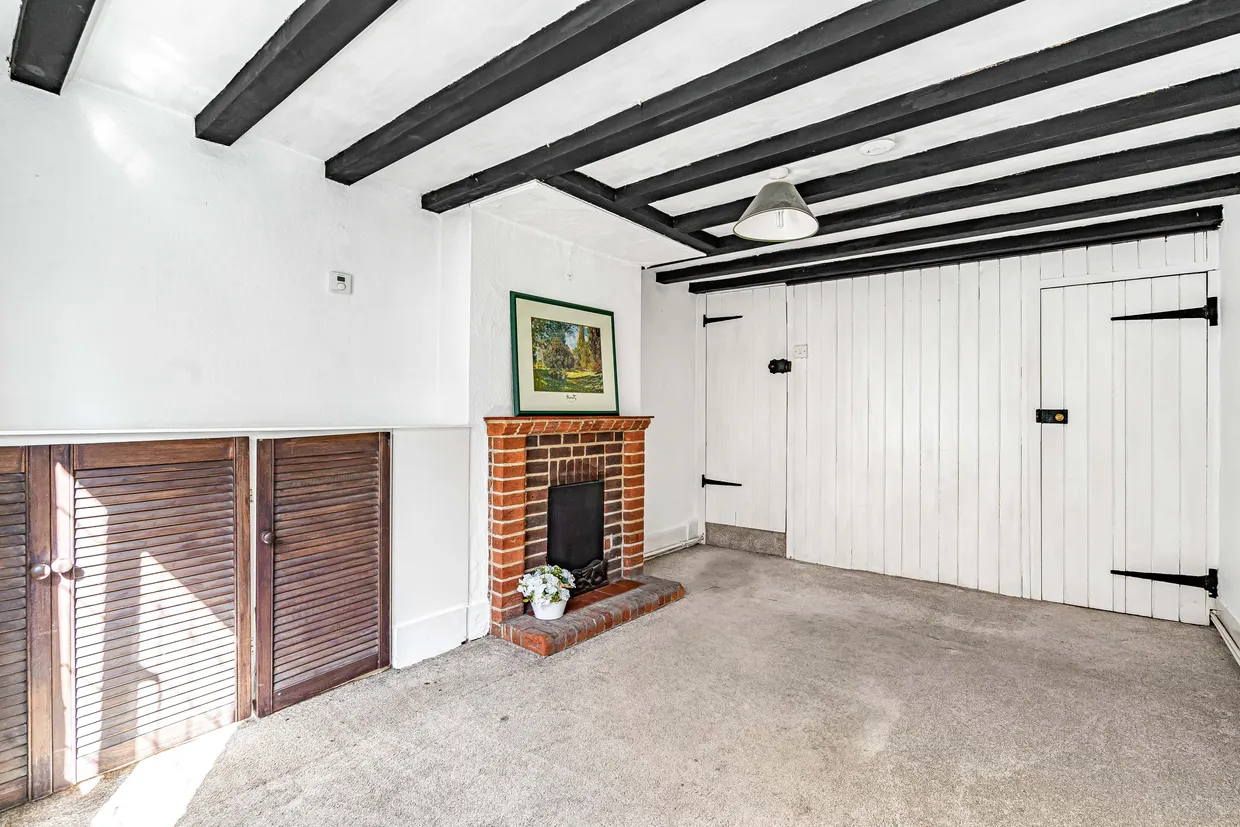 Oxenden Road, Farnham, GU10 photo 2