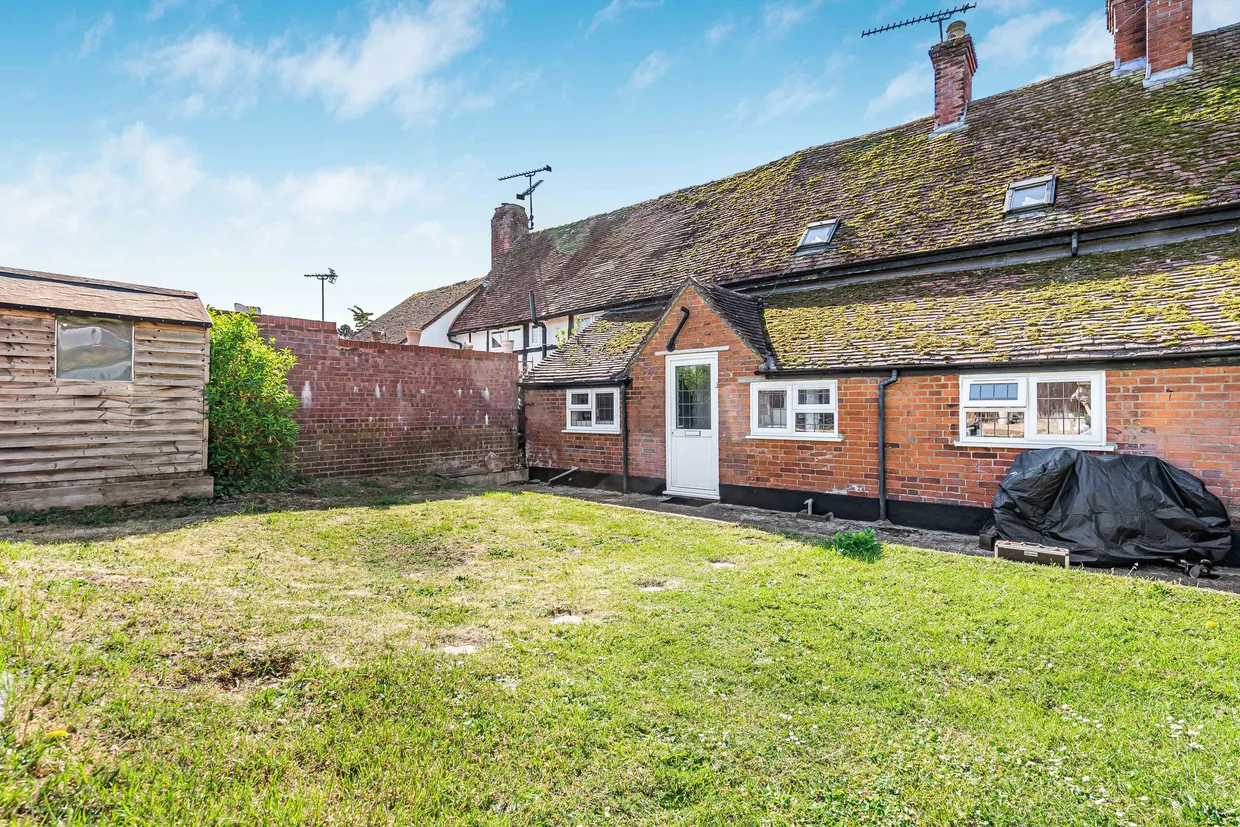 Oxenden Road, Farnham, GU10 photo 8