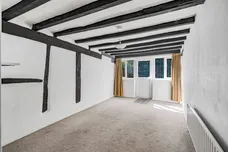 Oxenden Road, Farnham, GU10 photo 11