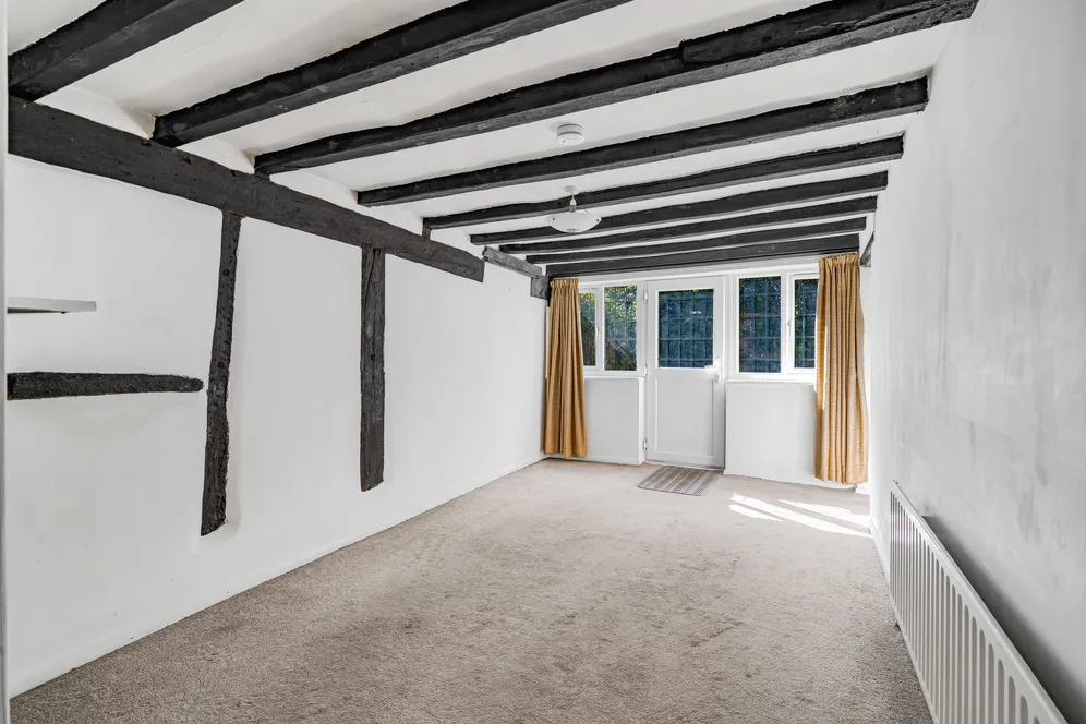 Oxenden Road, Farnham, GU10 photo 11