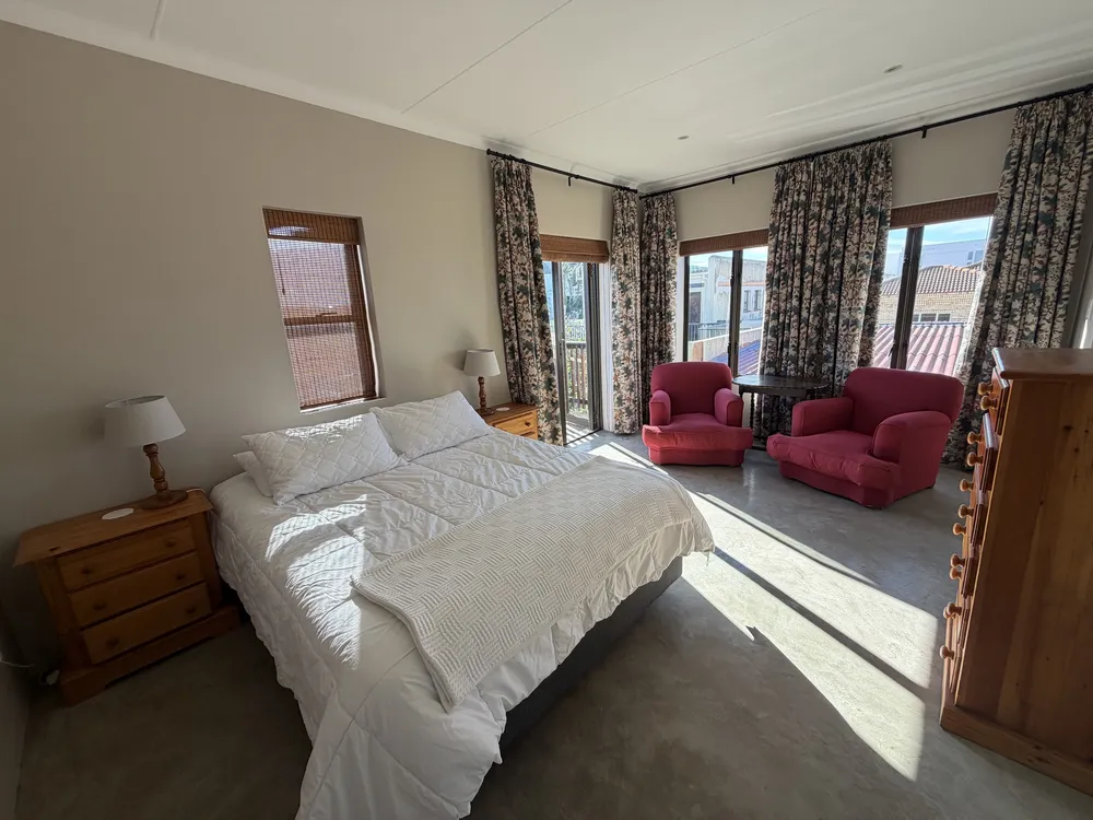South Africa, Western Cape, Dana Bay, P. Grandiceps Street, 24