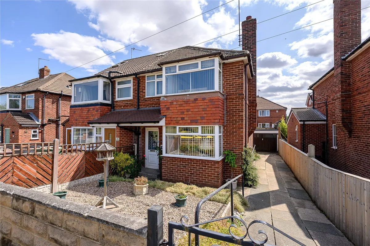 Kelmscott Green, Crossgates, LS15