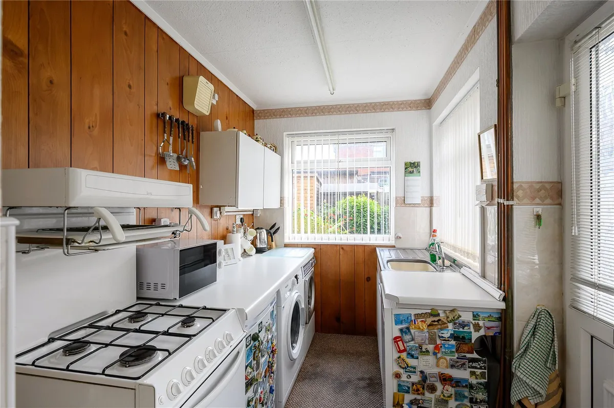 Kelmscott Green, Crossgates, LS15