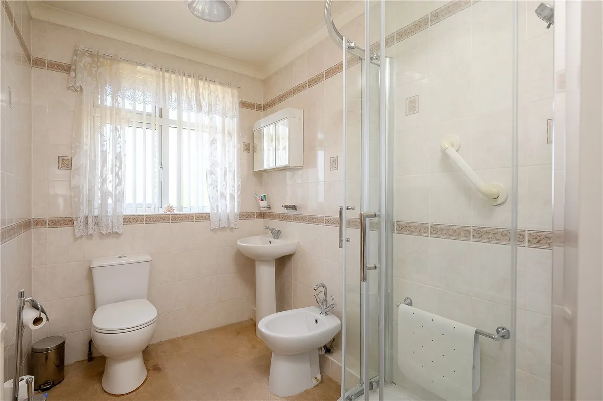 Kelmscott Green, Crossgates, LS15