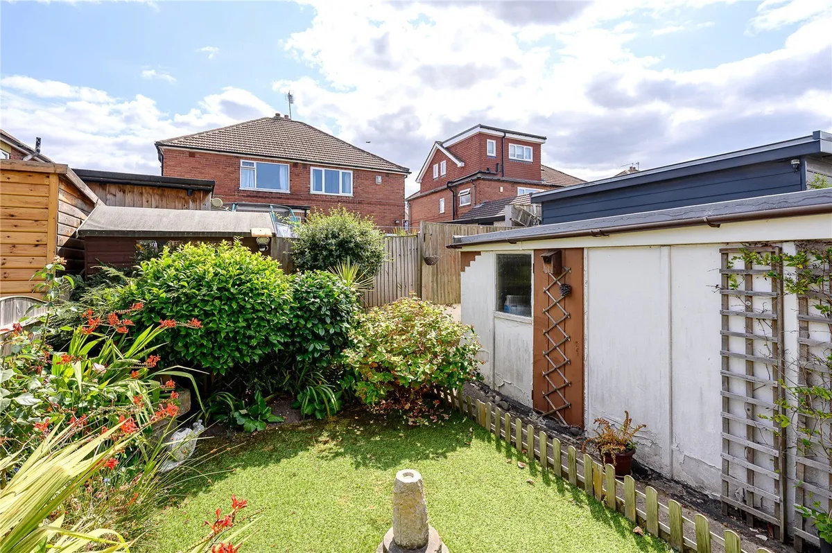 Kelmscott Green, Crossgates, LS15