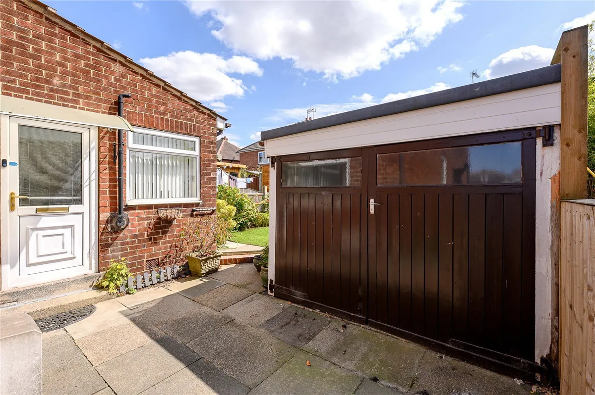 Kelmscott Green, Crossgates, LS15