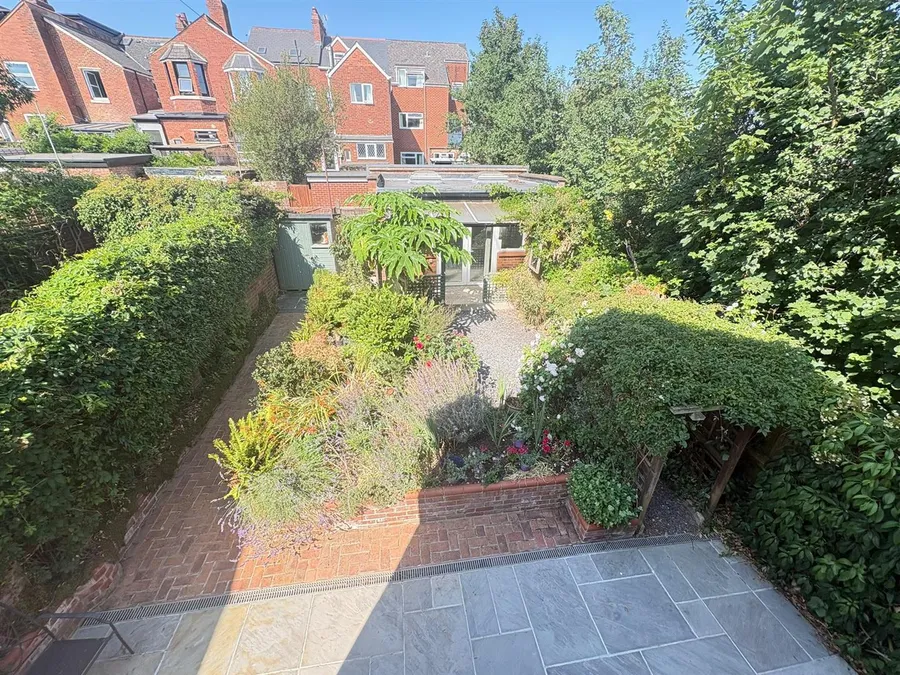 Property Image 16