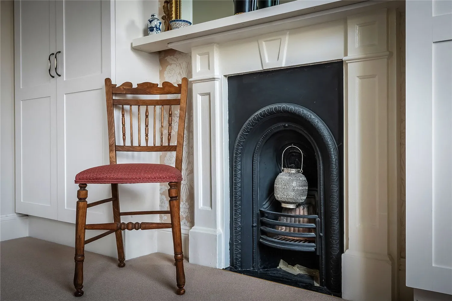 Nutley Lane, Reigate, RH2 photo 10