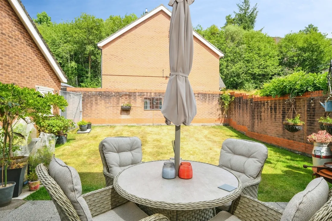 Property photo 8
