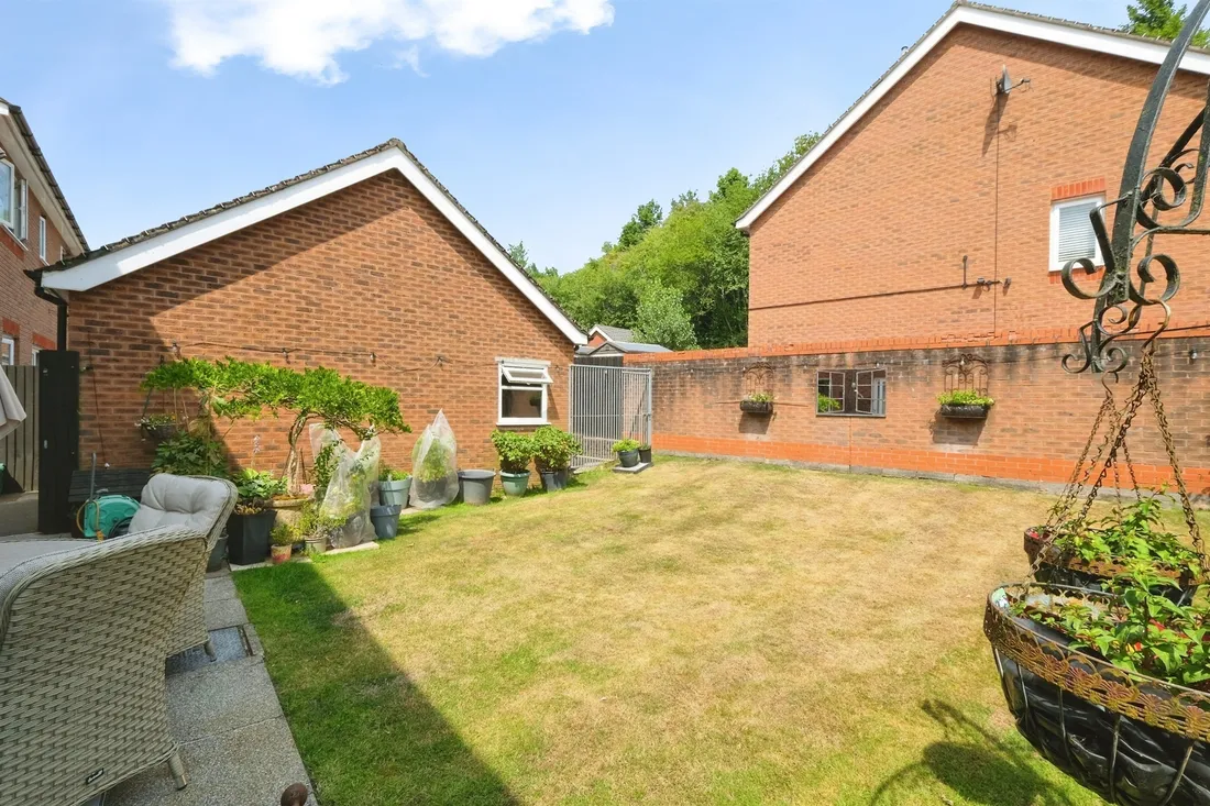 Property photo 10