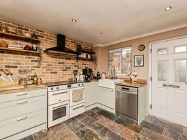 Brackenhill Close, Brayton, Selby thumb 2